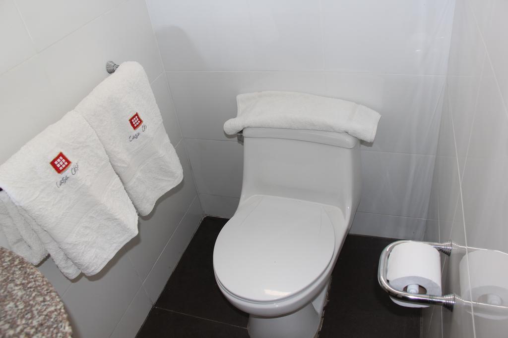 Hotel Casa Cesar Тумбес Экстерьер фото